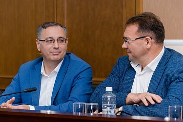 С датой определились